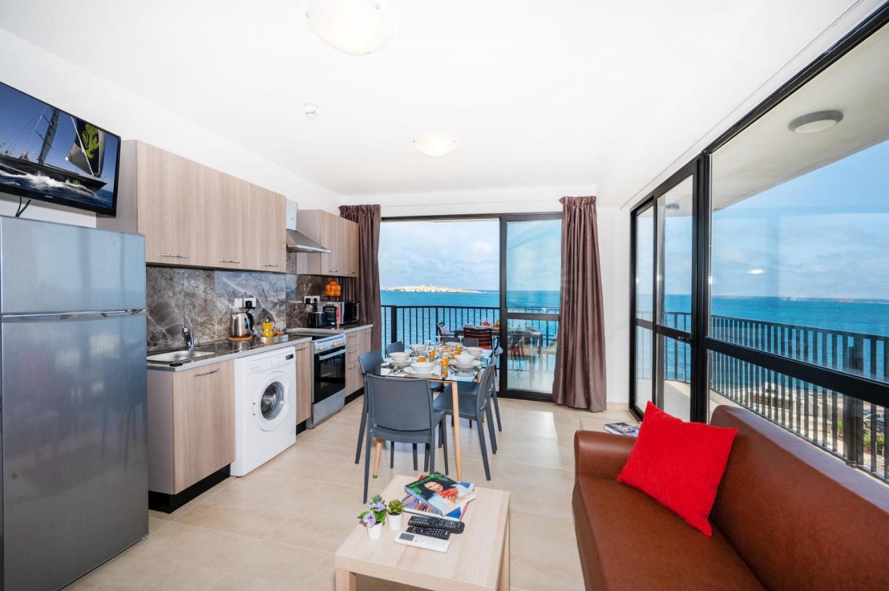 סיינט פול ביי Islet Promenade Seafront Apartment With Large Corner Terrace By Getawaysmalta מראה חיצוני תמונה