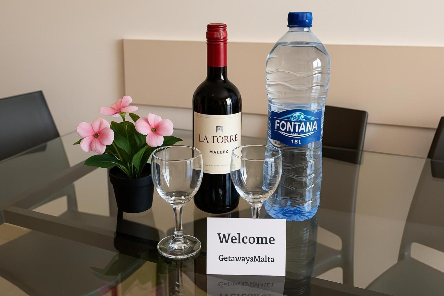 סיינט פול ביי Islet Promenade Seafront Apartment With Large Corner Terrace By Getawaysmalta מראה חיצוני תמונה